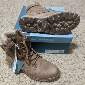 Women's Cliffs by White Mountain, Kelsie Boots, Size 7